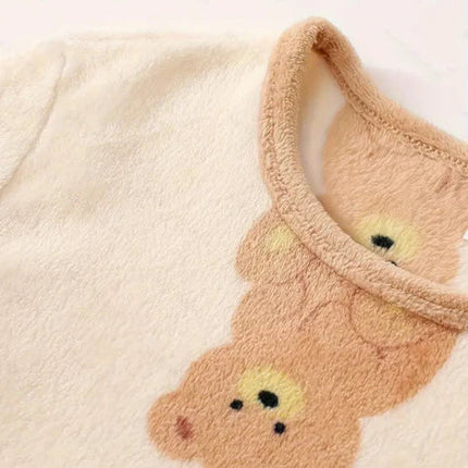 [Llevá 1 y Recibí 2] Pijama Femenino de Algodón y Poliéster (¡Comodidad para tus Noches de Sueño!) +REGALOS: Pantuflas